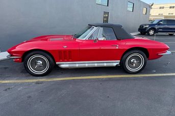 Recently Refurbished 1966 Chevrolet Corvette Sting Ray Convertible