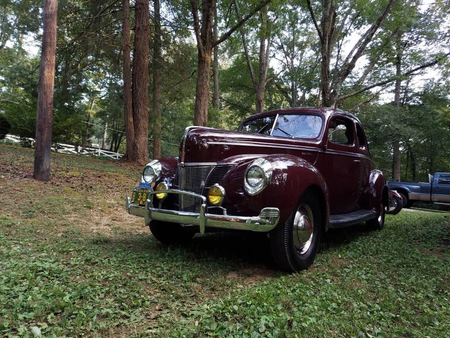 1940 Ford Deluxe