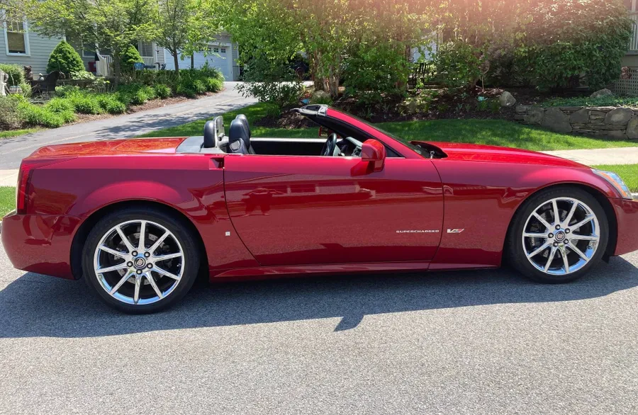 2008 Cadillac XLR-V