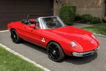 Il Mostre, Al Fresco: Alfa Romeo's Rare, Outrageous RZ Roadster