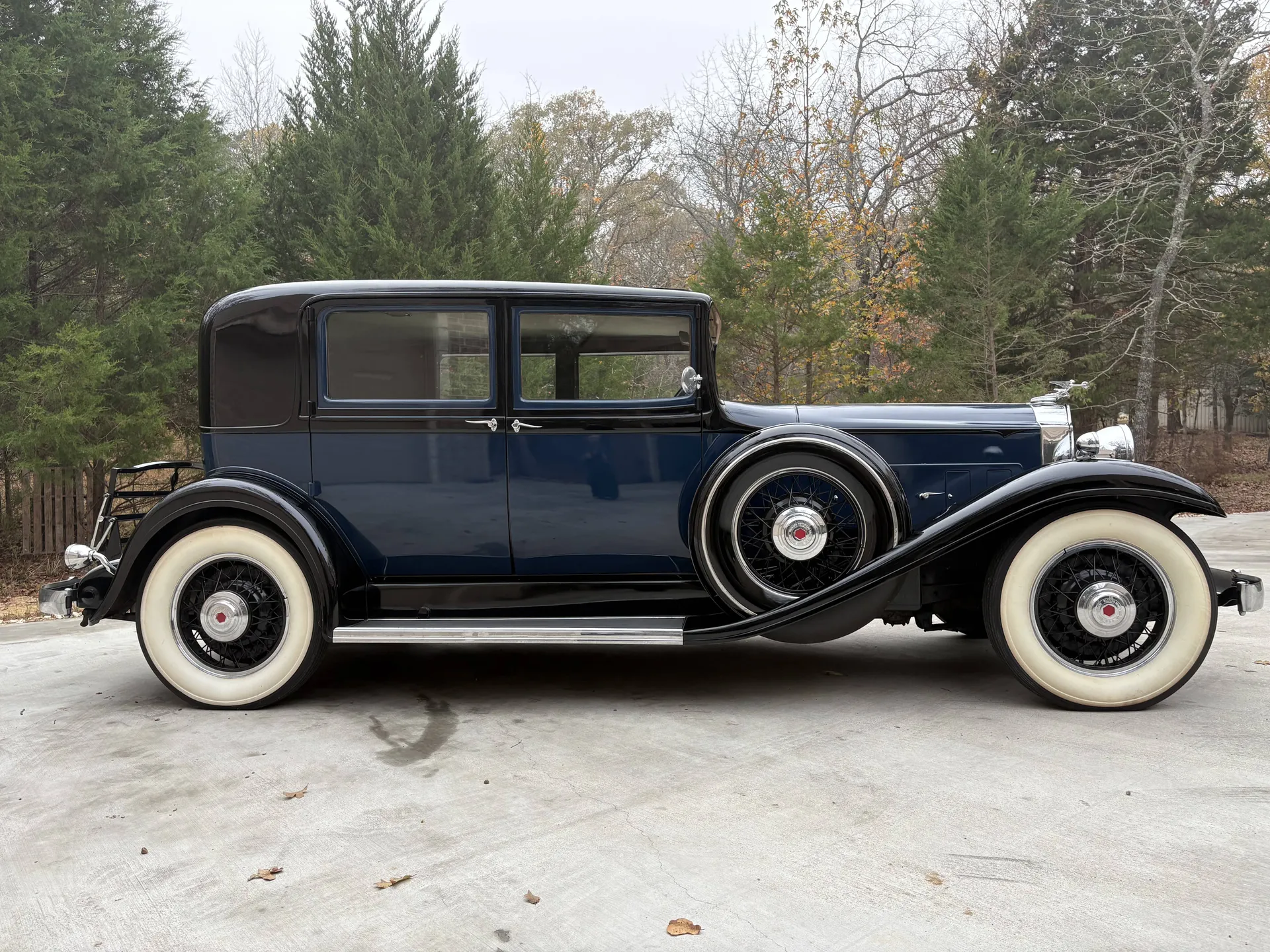 Sold - CCCA Full Classic: 1932 Packard 902 Standard Eight Club