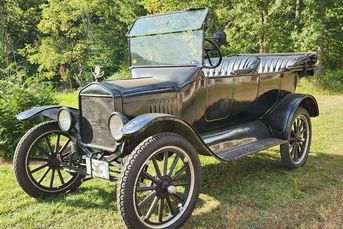 Drop-Top Tin Lizzie: 1922 Ford Model T Touring Car
