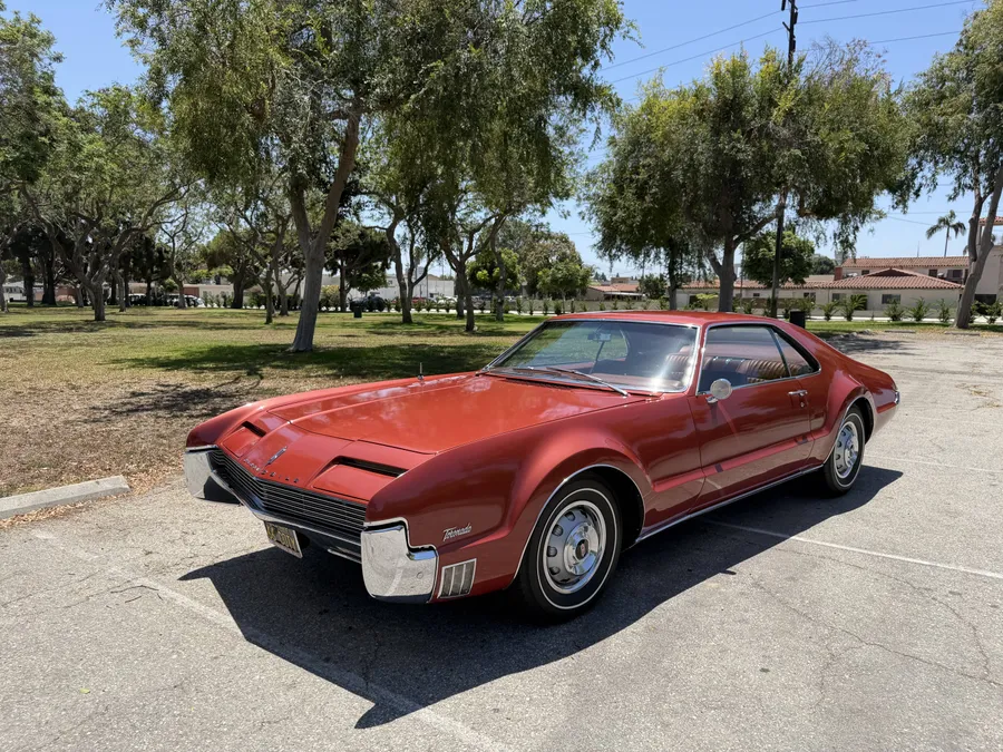 1966 Oldsmobile Toronado