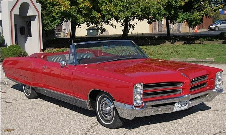 1966 Pontiac Starchief Bonneville