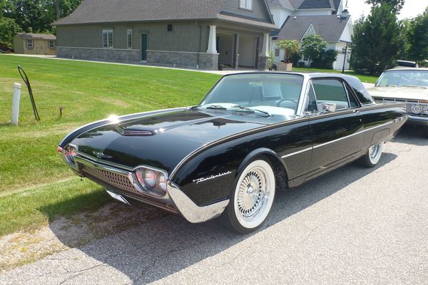 1962 Ford Thunderbird Hardtop Coupe * Solid Frame, Ready to Drive!