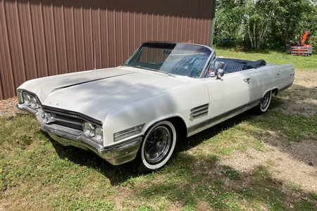 Scale model Imperial sells for $17,500 at auction | The Online