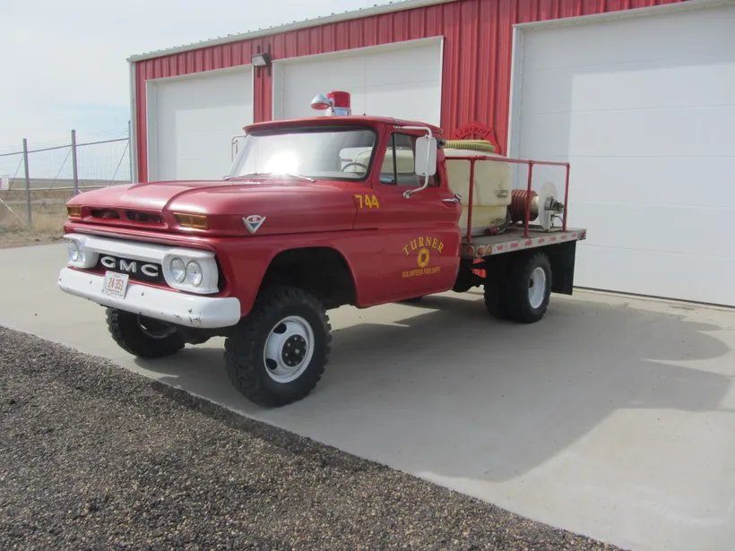 1964 GMC Montana