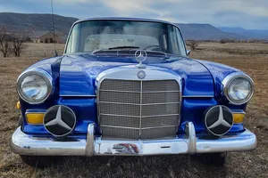 1968 Mercedes-Benz 200dSedan 11011010367757 Dodge Viper GTS Blue (metal flake) Dark blue, Black, Grey 2.0L Diesel