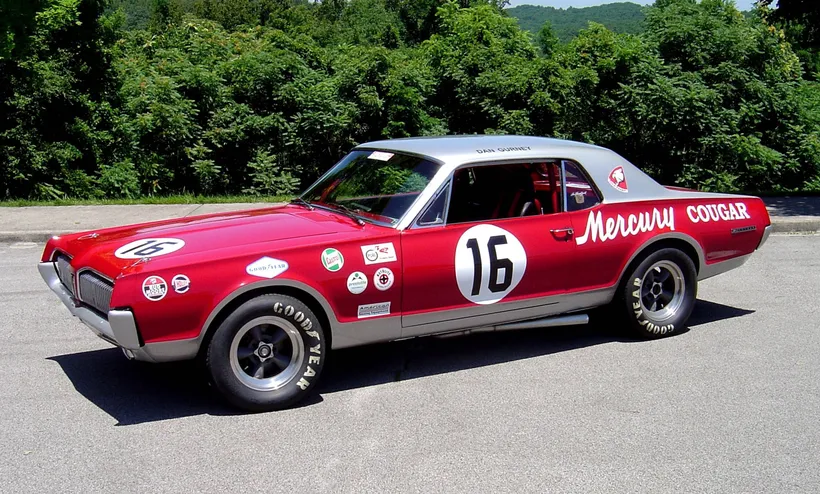 1967 Mercury CougarCoupe 7F91C544412 red/silver black racing seats 289 v8