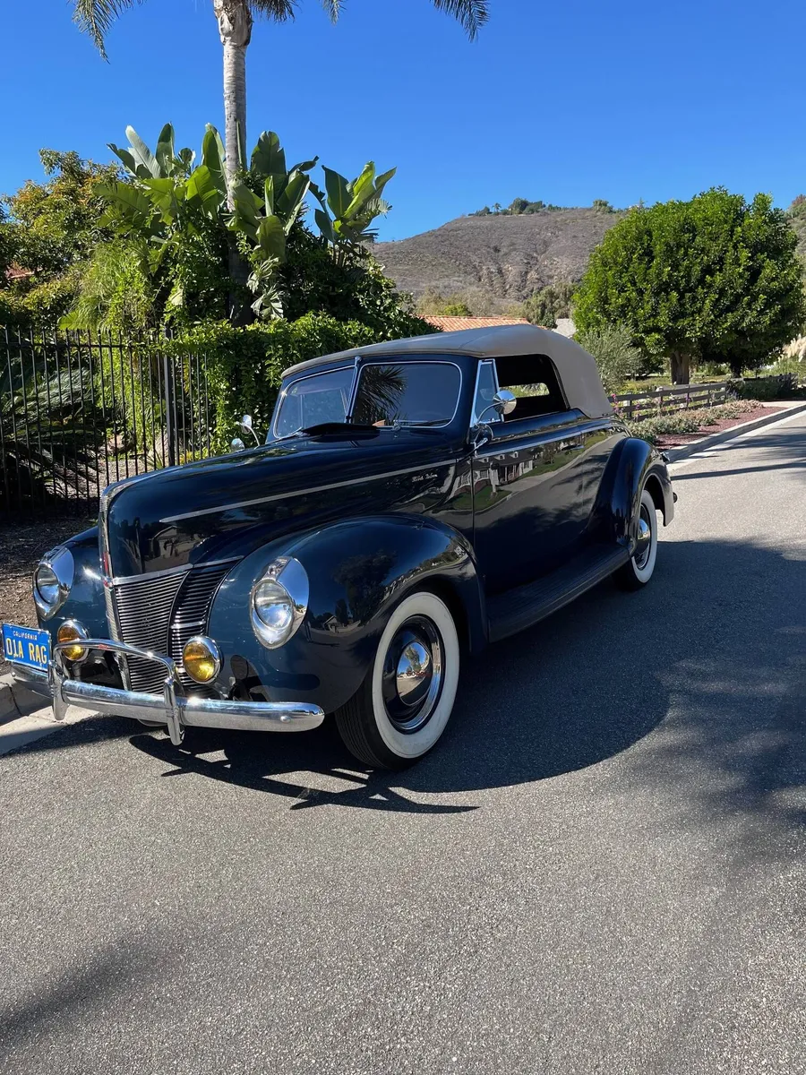 1940 Ford Deluxe