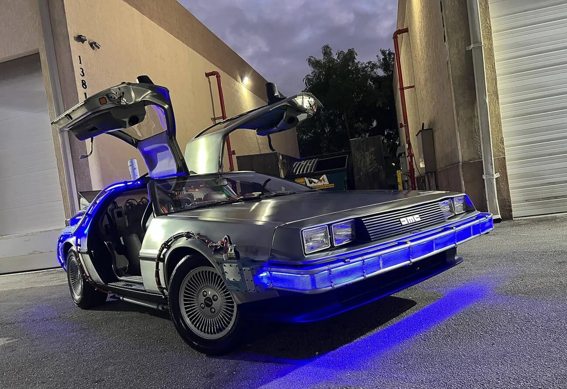 1981 DeLorean DMC-12 Back to the Future Time Machine Signed By