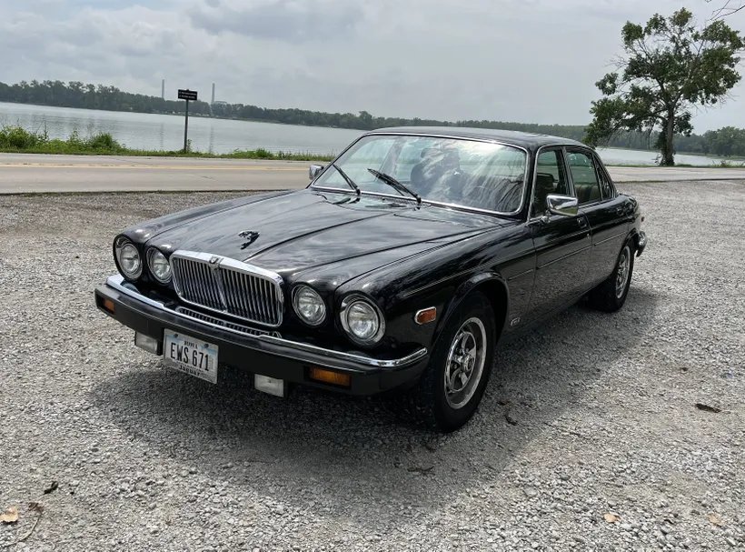 SAJAV1349HC464166