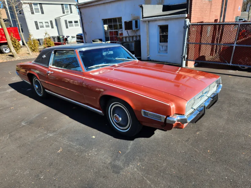 1969 Ford Thunderbird