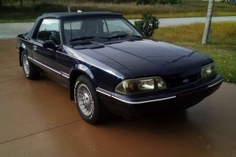 1992 Ford Mustang LX Convertible