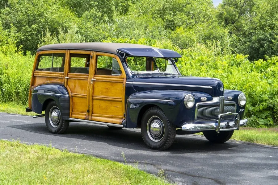 1942 Ford 