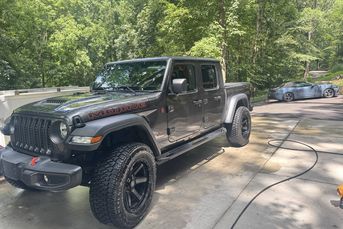 Pristine 2022 Jeep Gladiator Mojave 4X4 - Loaded with Premium Upgrades!