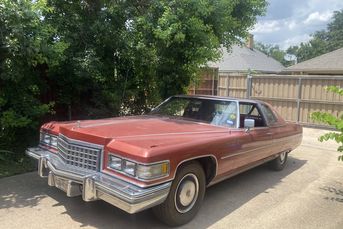 No-Reserve 1976 Cadillac Coupe deVille From Single-Family Ownership