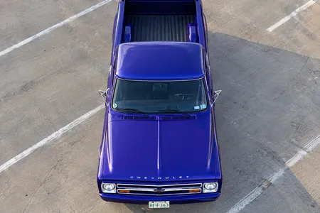 Customized 1972 Chevrolet C10 Pickup With a 355 V8