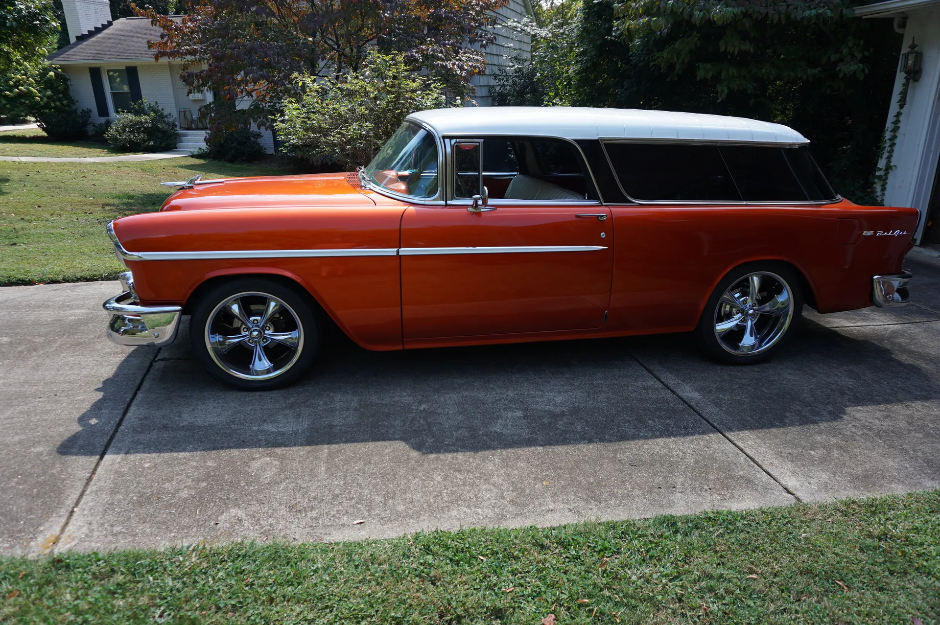 ビンテージ50s デビル　悪魔　ミッドセンチュリー ボーイスカウト　レトロ Sold - Customized 1955 Chevrolet Nomad Station Wagon With a 327 V8