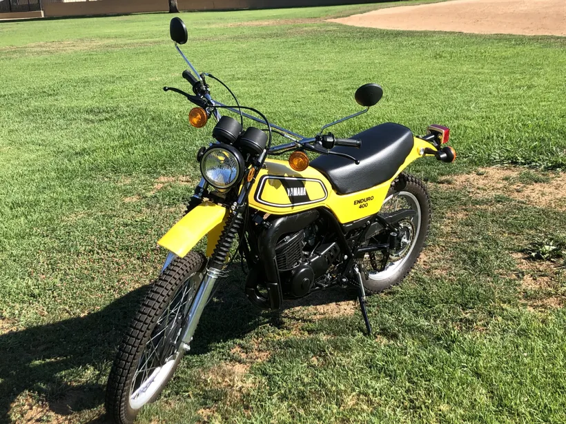 1M2108530