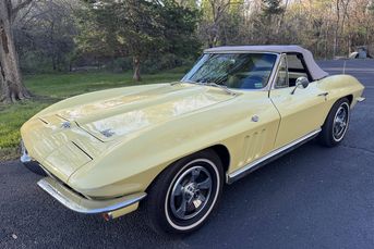 1966 Chevrolet Corvette convertible * with 327ci V8