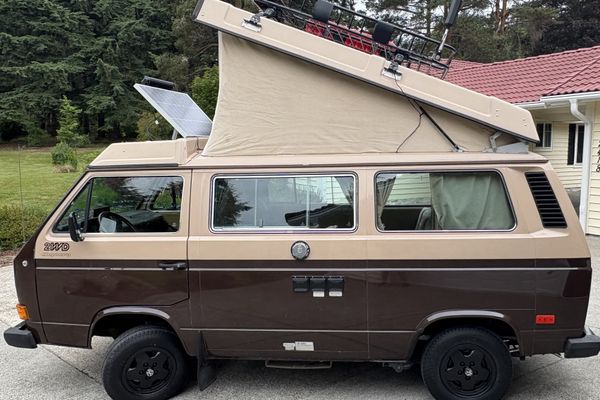 Van Life OG: 1984 Volkswagen Westfalia Campmobile Wolfsburg Edition