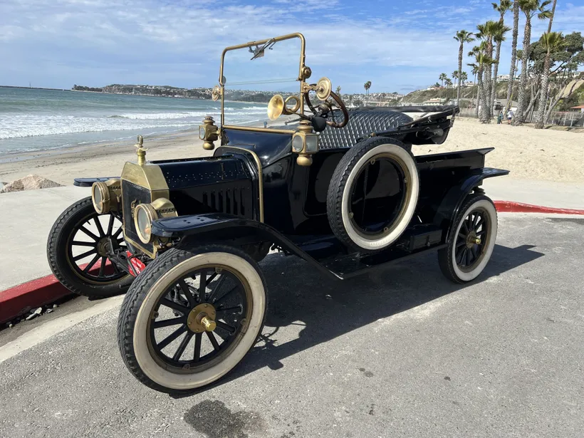 1914 Ford Model T Roadster