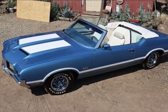 1972 Oldsmobile Cutlass Supreme Convertible 442 Tribute