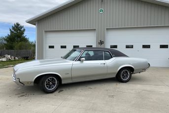 1972 Oldsmobile Cutlass Supreme* 455 automatic