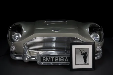 James Bond Aston Martin DB5 Front End Replica