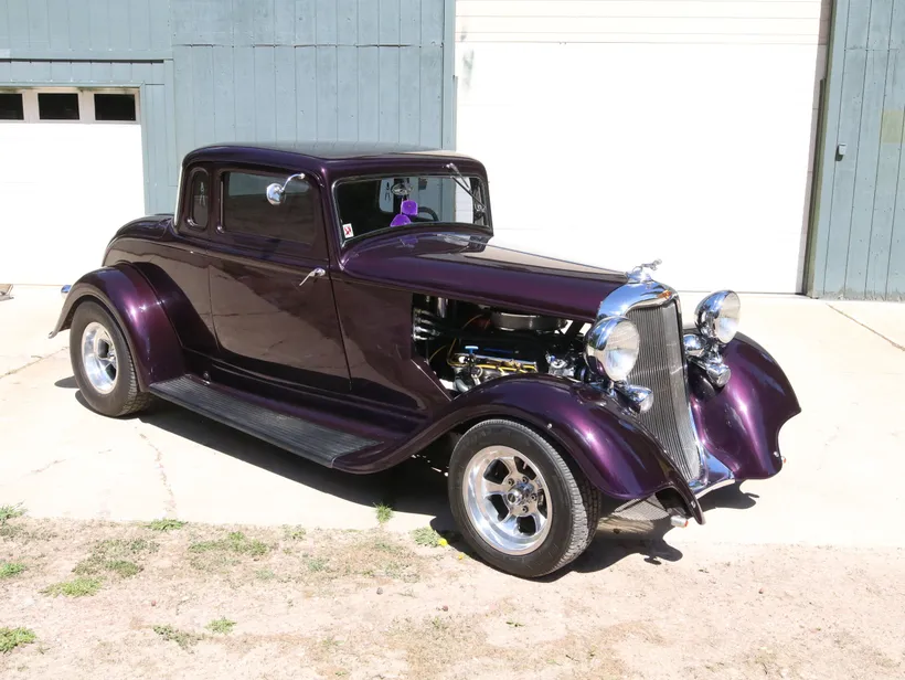 1933 Dodge V8
