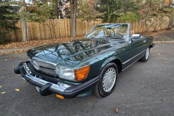 1987 Mercedes-Benz 560SL Convertible